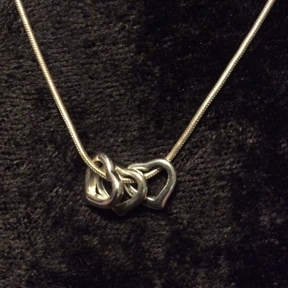 💗 Sheer Tank + Triple Heart Necklace 💗 - Picture 7 of 8